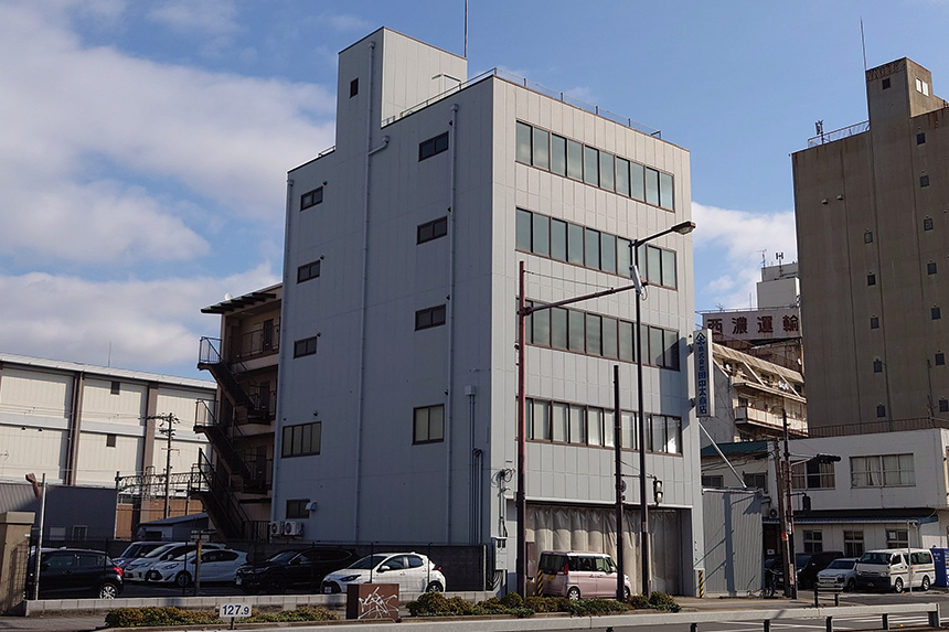 現社屋